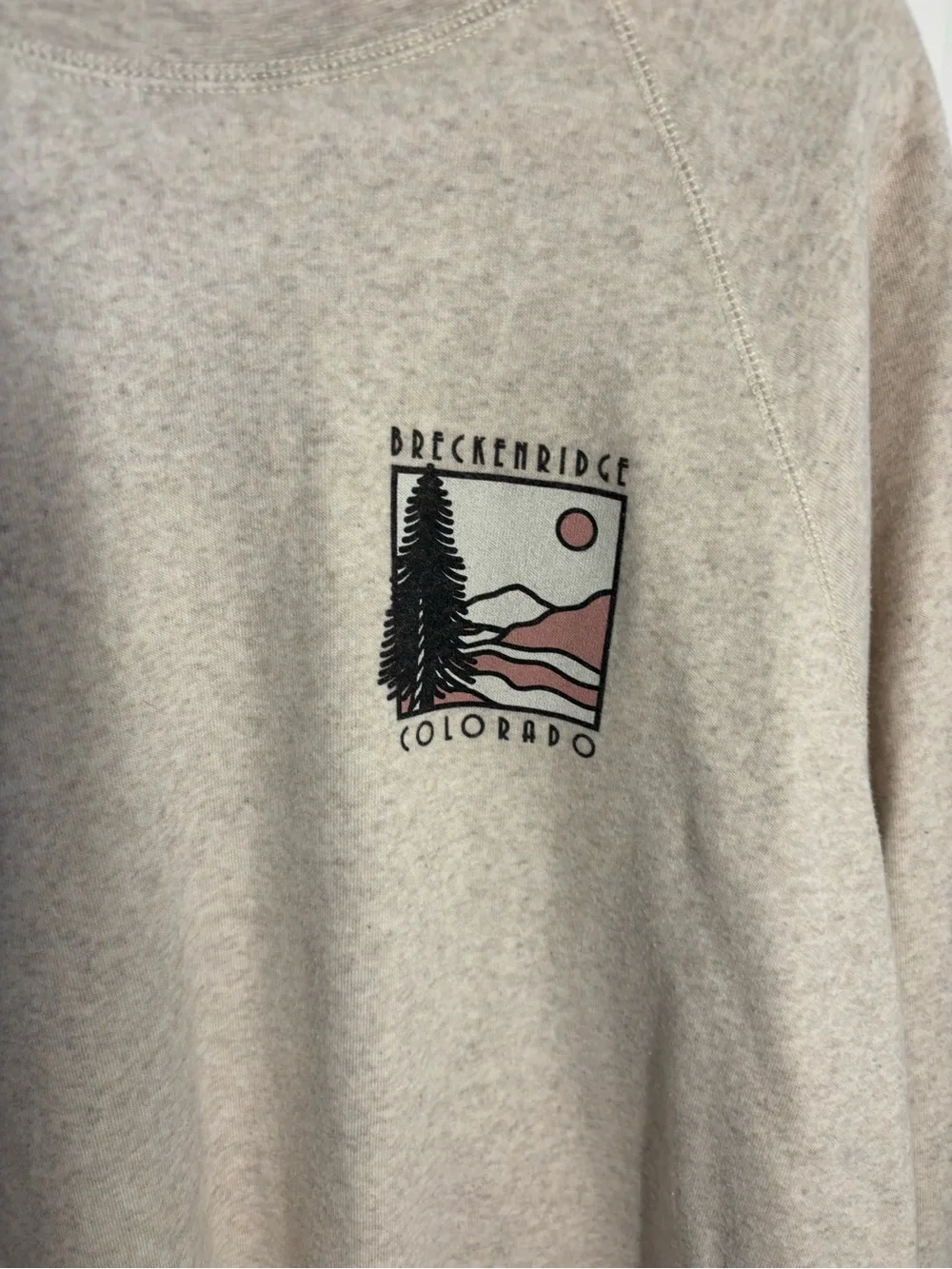 Breckenridge Colorado Beige Graphic Crewneck Sweatshirt